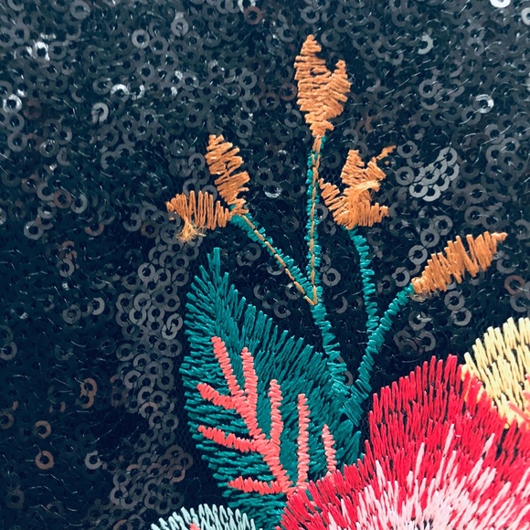 Black Sequin Floral Dress - Picture 6 of 8